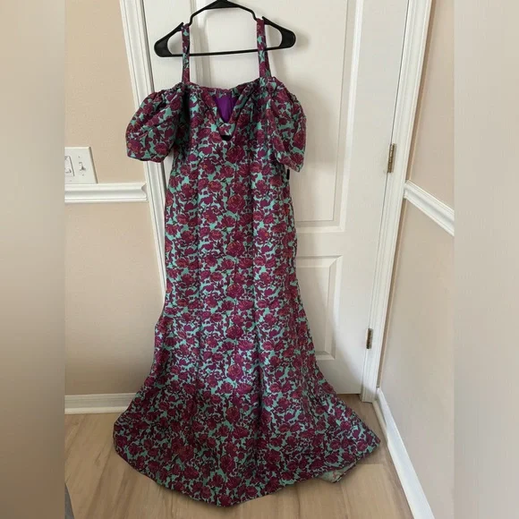 $1492 Zac Posen Women's Purple Floral Jacquard Cold Shoulder Gown - Picture 7 of 8